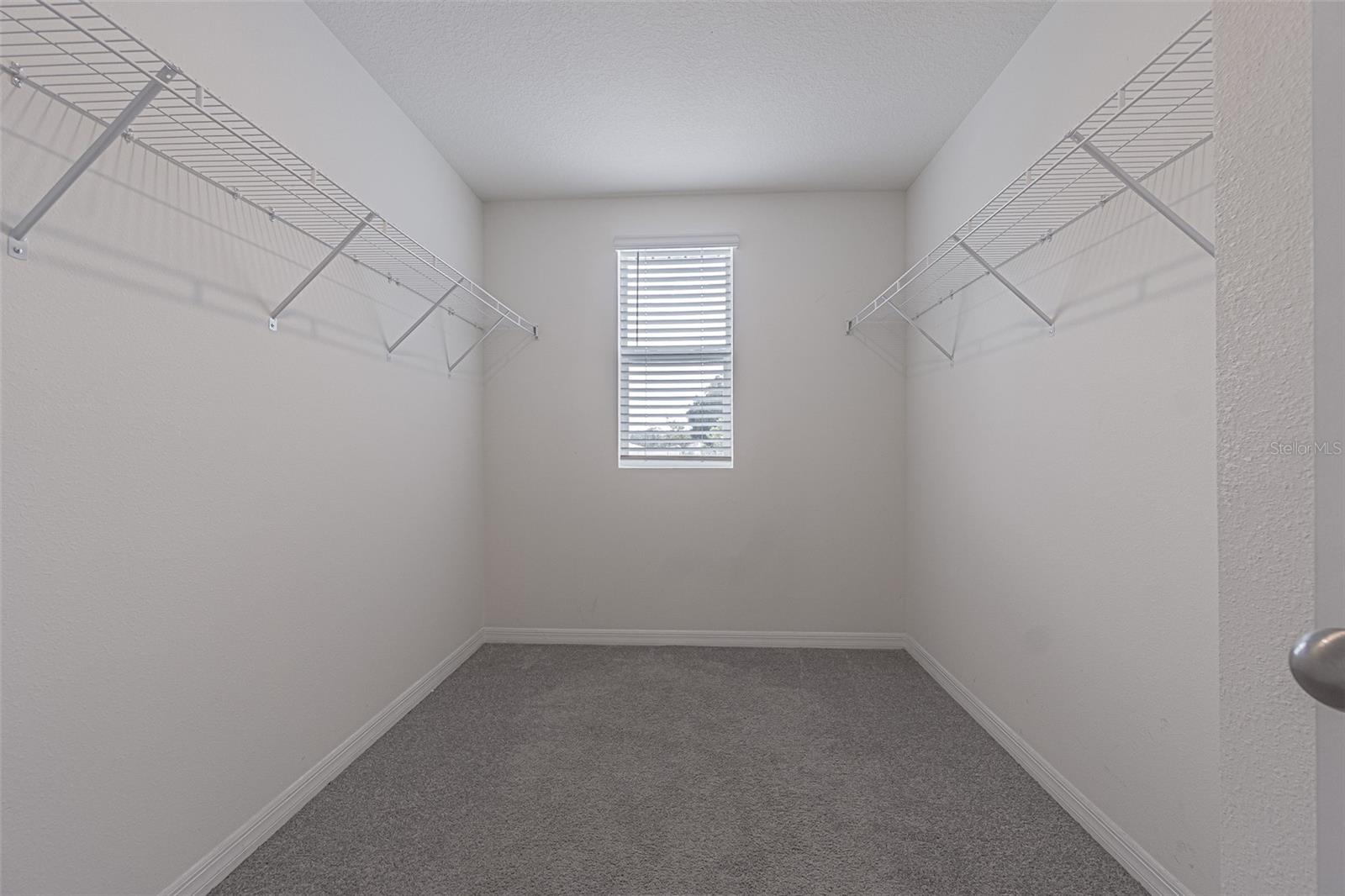 SUWANNEE LAKESIDE PH 2 & 3 - Residential Lease