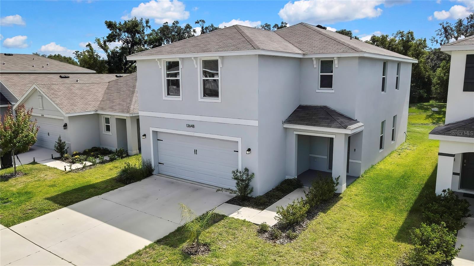 SUWANNEE LAKESIDE PH 2 & 3 - Residential Lease