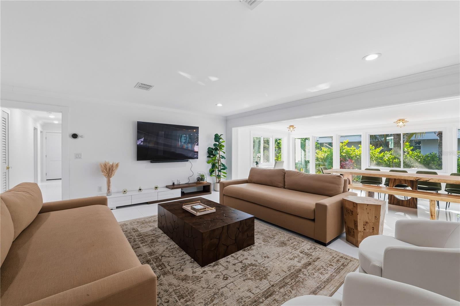 BEL MAR SHORES - Residential