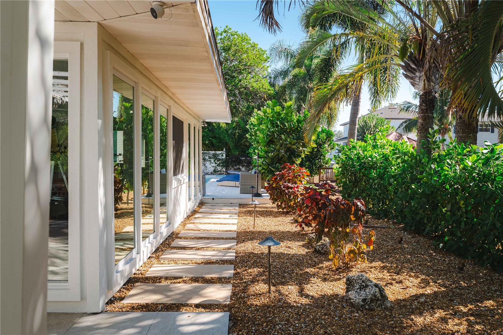 BEL MAR SHORES - Residential