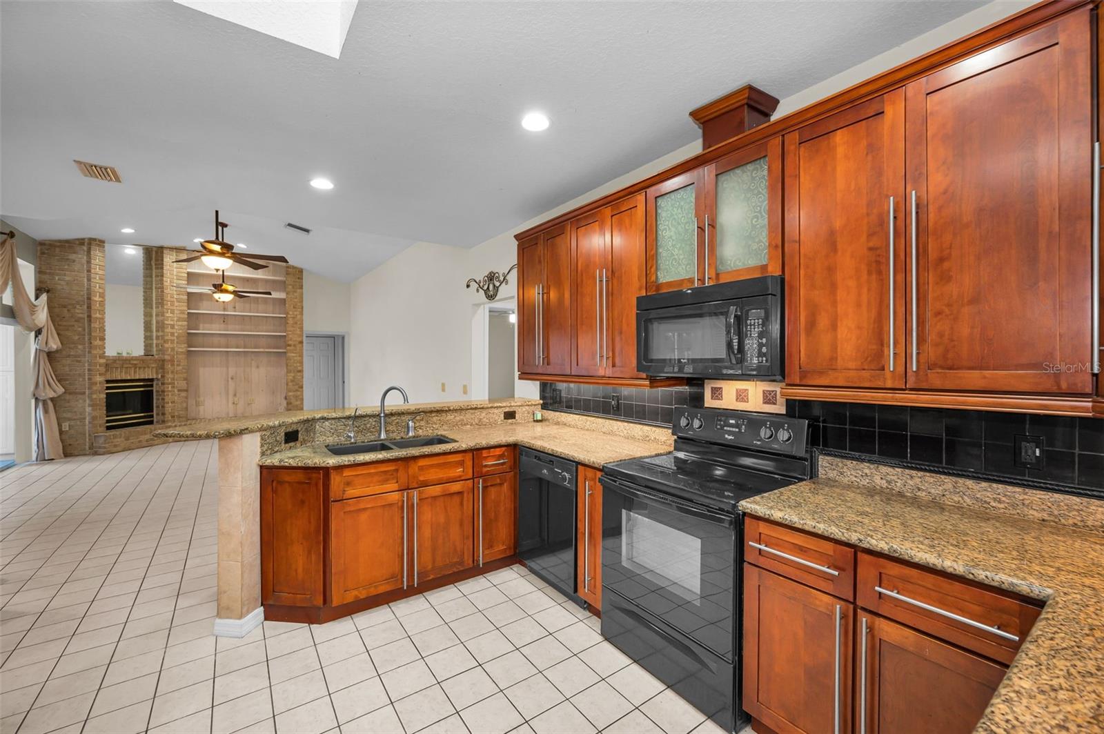 WATERFORD CROSSING PH I - Residential