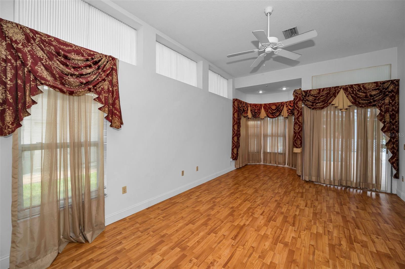 WATERFORD CROSSING PH I - Residential