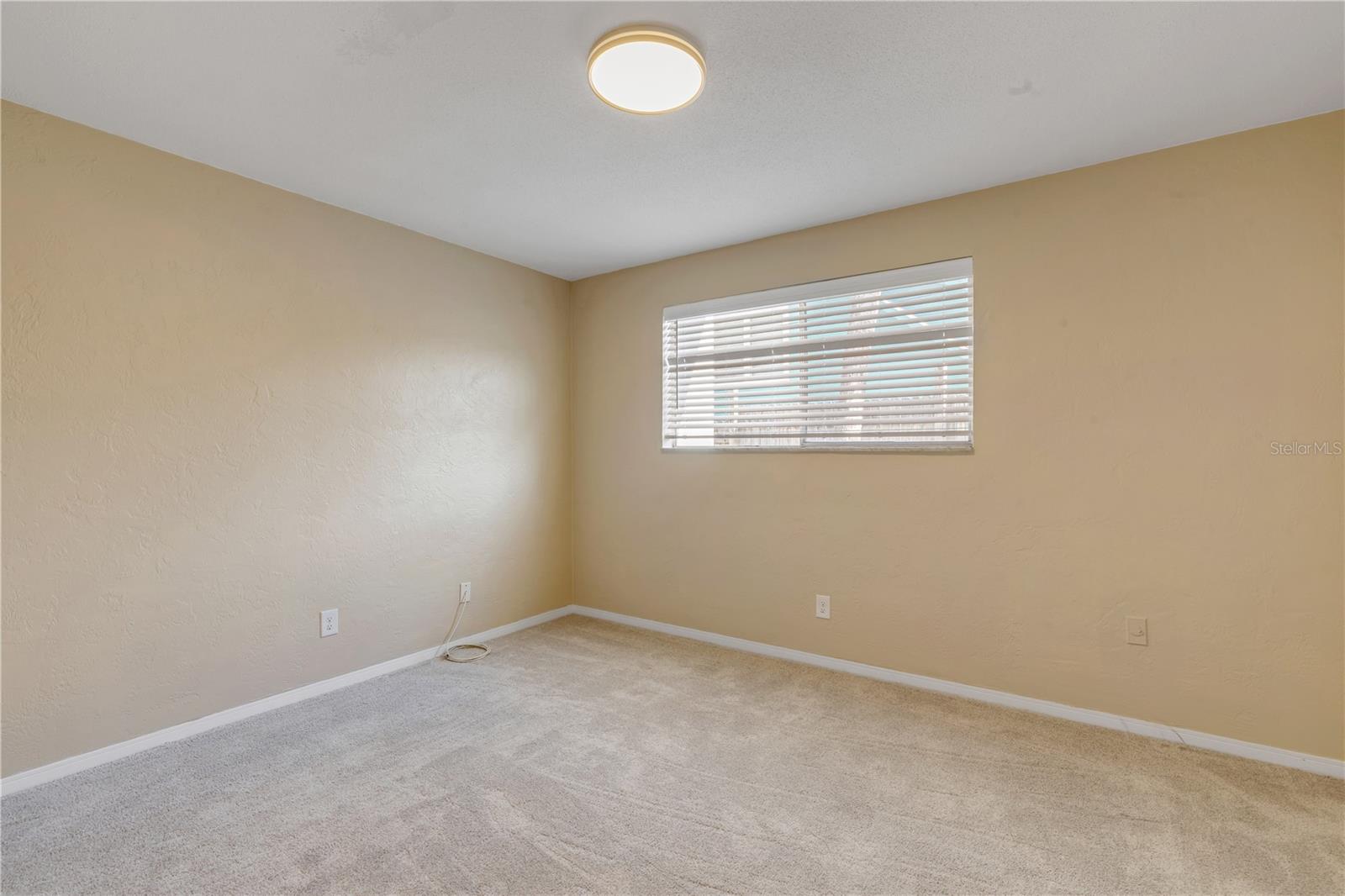 MEMENTO RESUB BLK 16 01/2 - Residential Income