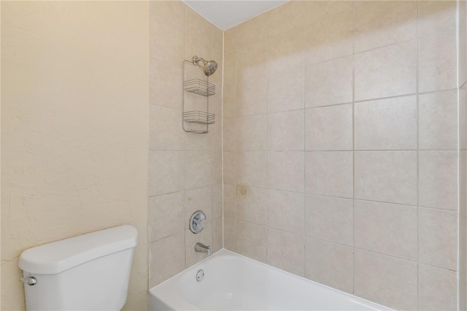 MEMENTO RESUB BLK 16 01/2 - Residential Income