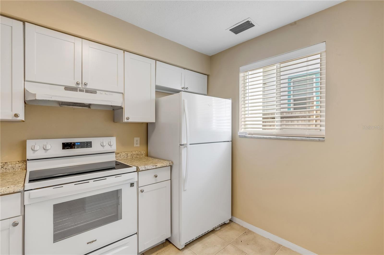 MEMENTO RESUB BLK 16 01/2 - Residential Income