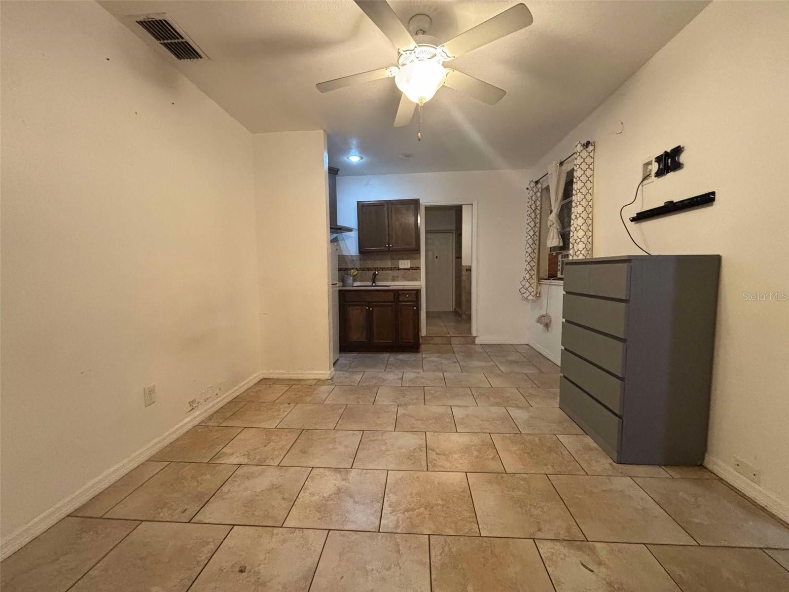 RIO PINAR ESTATES - Residential Lease