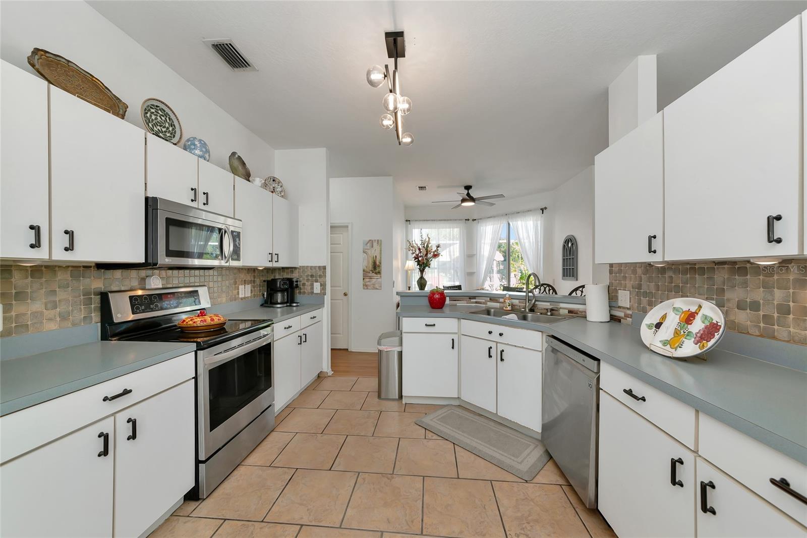 REGENCY OAKS PH I - Residential