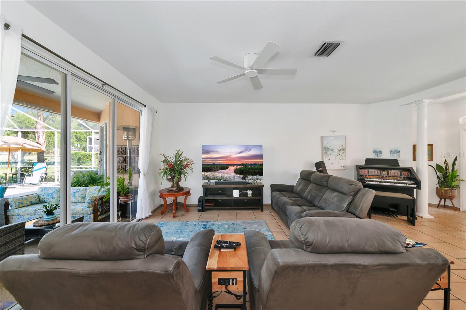 REGENCY OAKS PH I - Residential