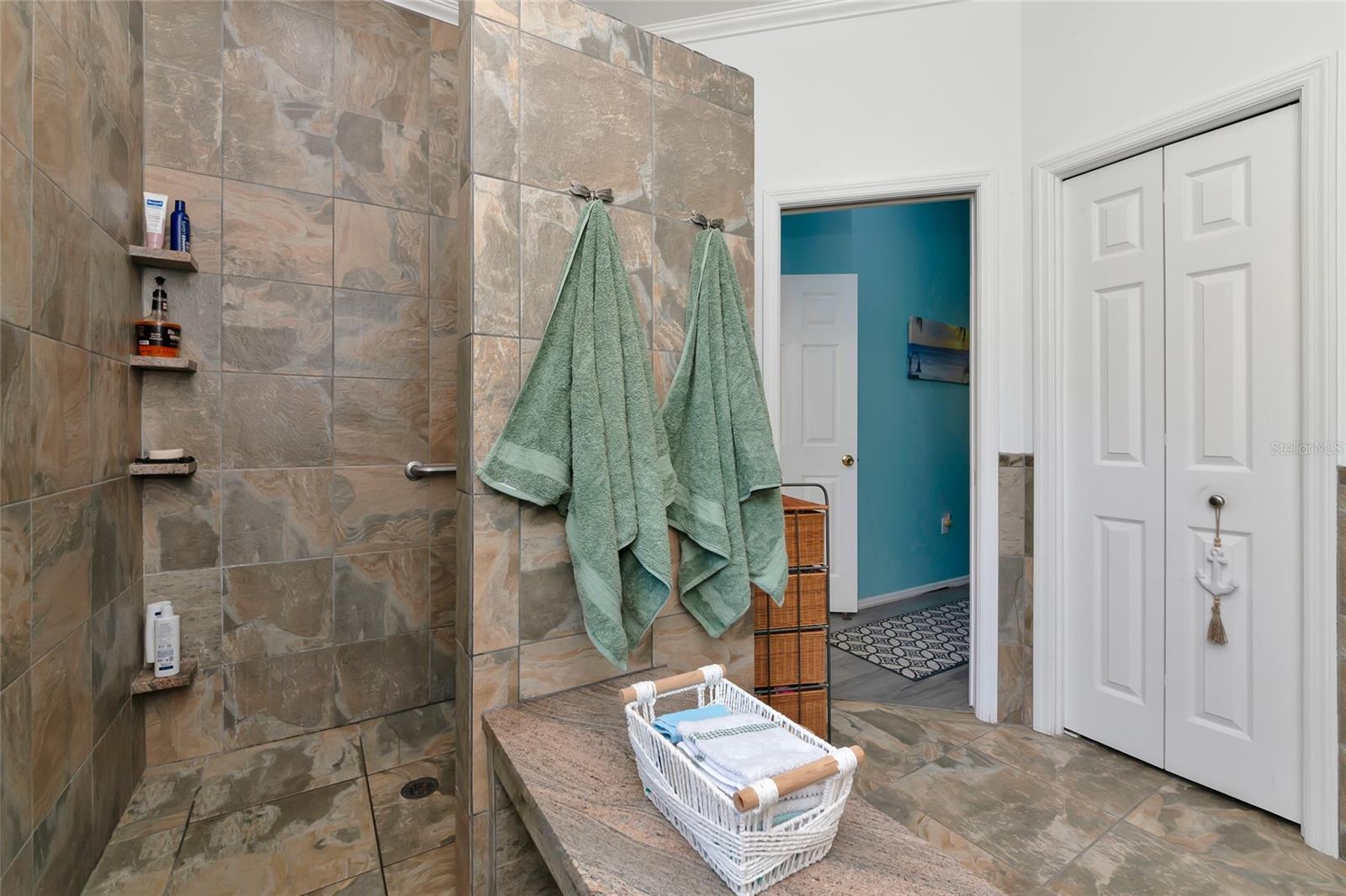 REGENCY OAKS PH I - Residential