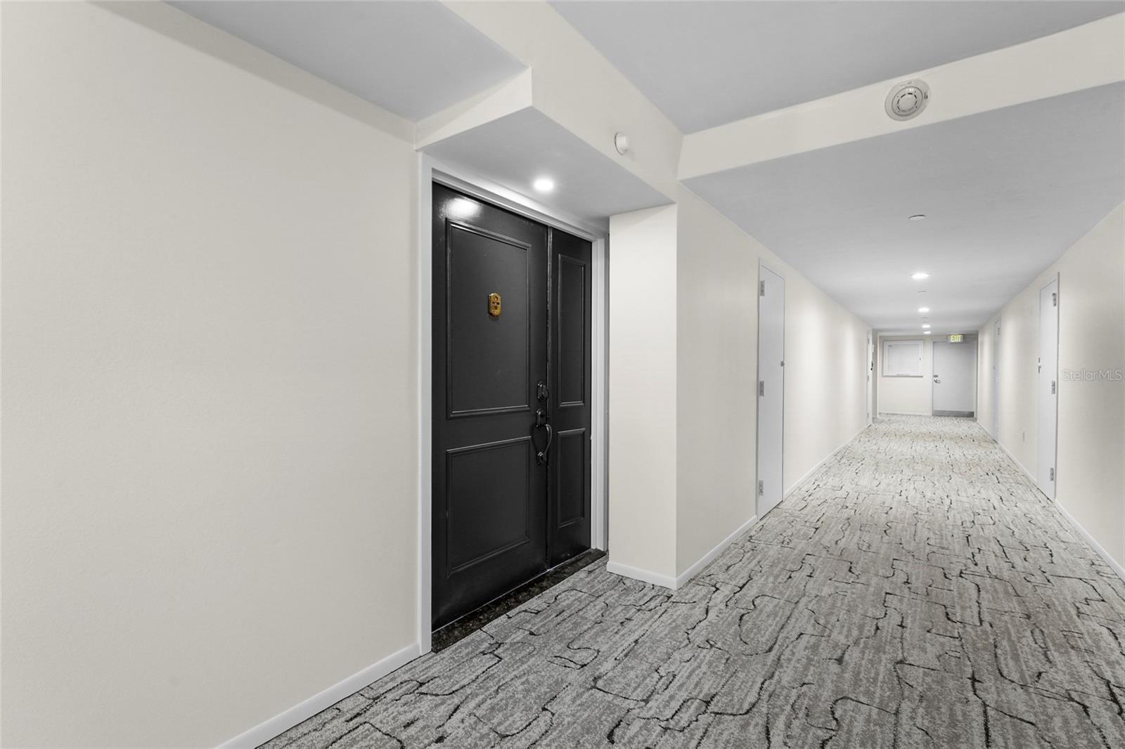 ESSEX HOUSE - Residential