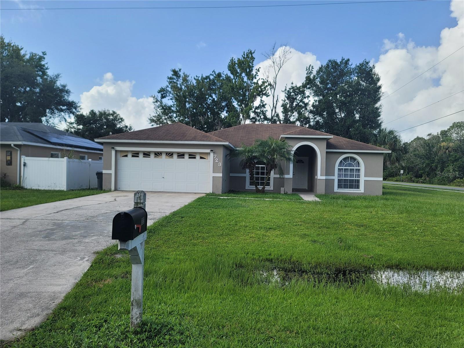 **Charming 3-Bed, 2-Bath Home in Poinciana – Pet Friendly!**
Welcome to this well-maintained 3-bedroom, 2-bath home in the heart of Poinciana. Freshly painted and move-in ready, this home features **no carpet throughout**, making cleaning and upkeep a breeze. The **split-bedroom layout** offers added privacy, with the primary suite tucked away for peaceful retreat. An **open-concept living area** creates the perfect setting for everyday living and entertaining. Step out to the **screened-in patio**, an ideal spot to unwind and enjoy your morning coffee or evening drink. Pet lovers will appreciate that **pets are welcome**! Priced to rent quickly—schedule your private showing today!