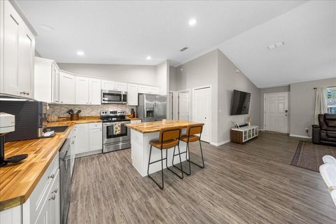 Tiny photo for 13 Teak Loop Place, Ocala, FL 34472 (MLS # OM724395)