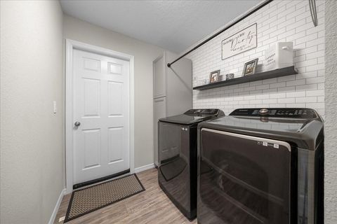 Tiny photo for 13 Teak Loop Place, Ocala, FL 34472 (MLS # OM724395)