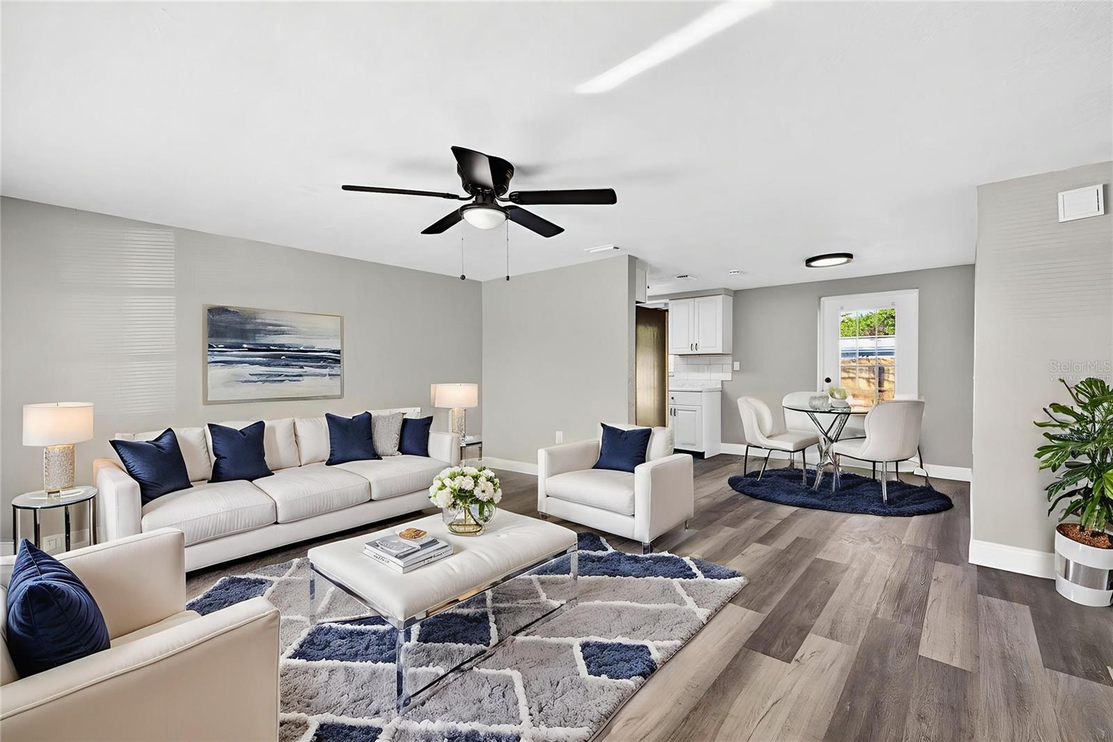 COLONIAL HILLS - Residential