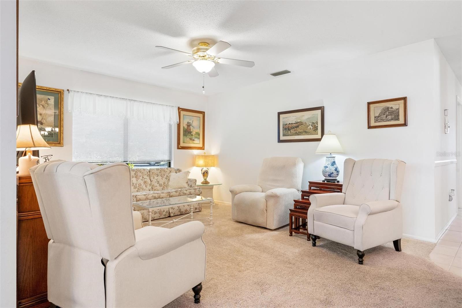 VIVIENDA WEST - Residential