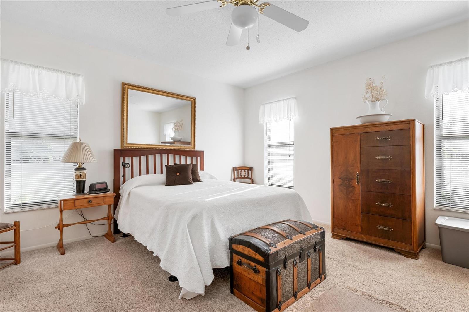 VIVIENDA WEST - Residential