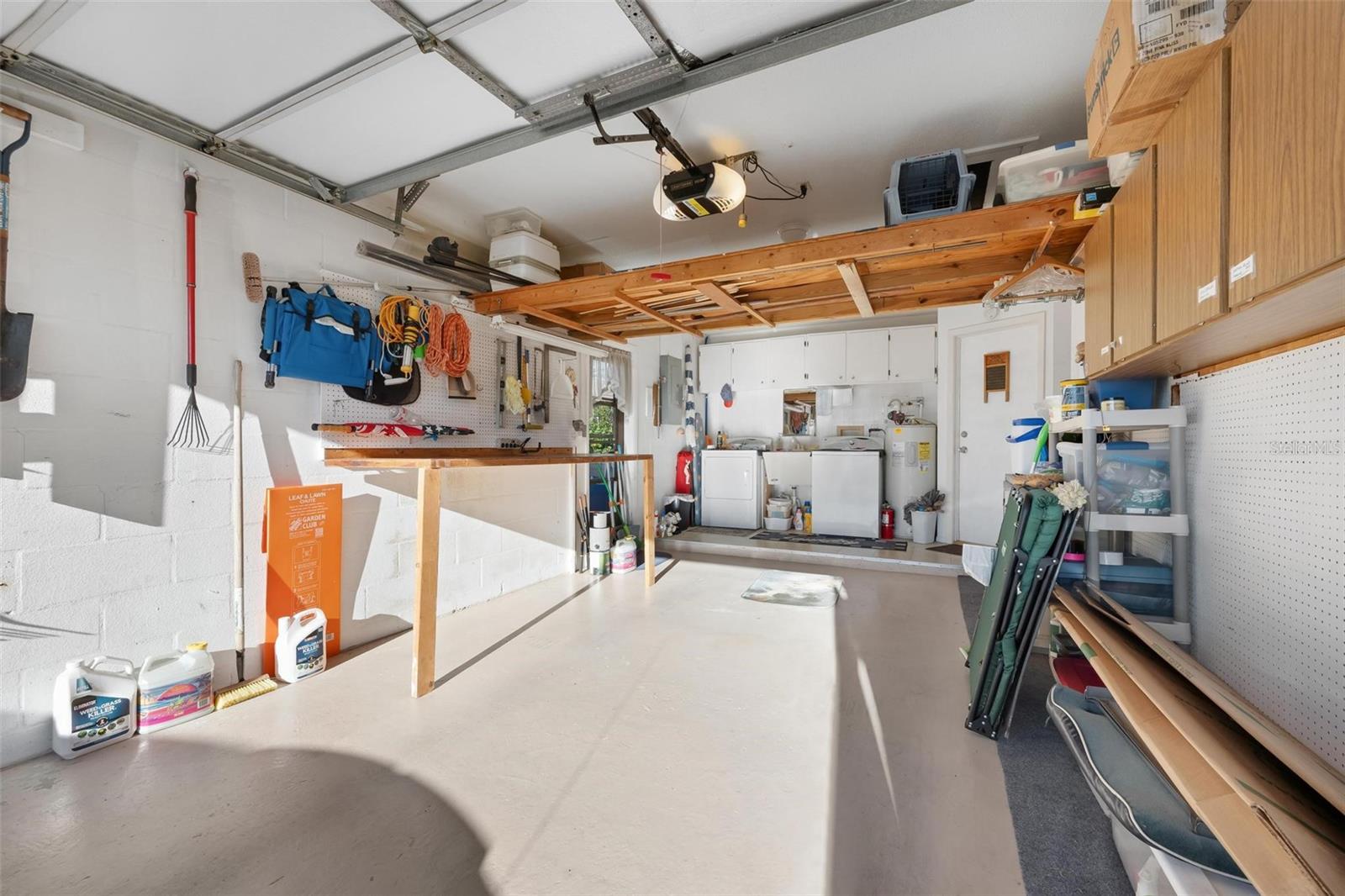 VIVIENDA WEST - Residential