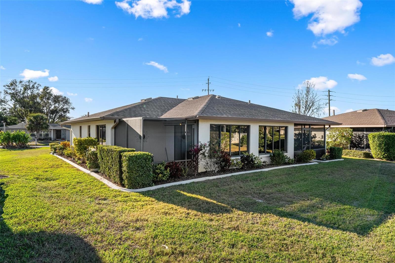 VIVIENDA WEST - Residential