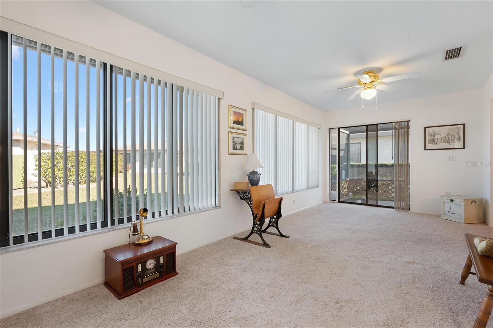 VIVIENDA WEST - Residential