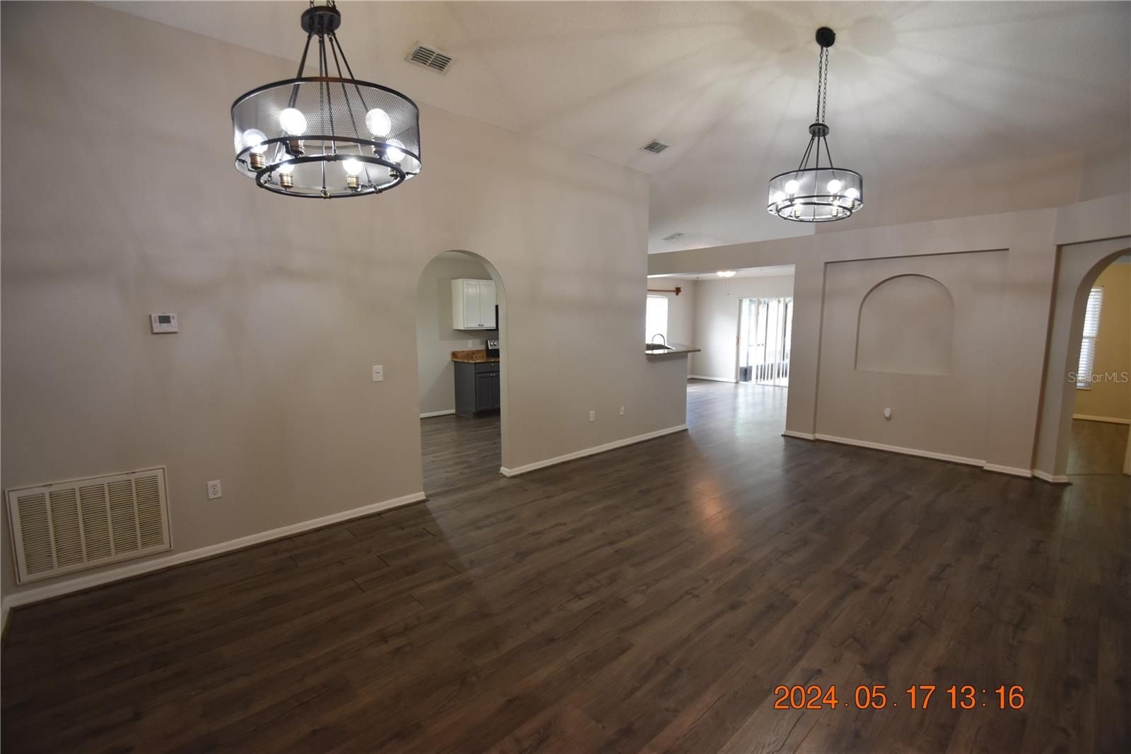 KINGS LAKE PH 2B - Residential Lease