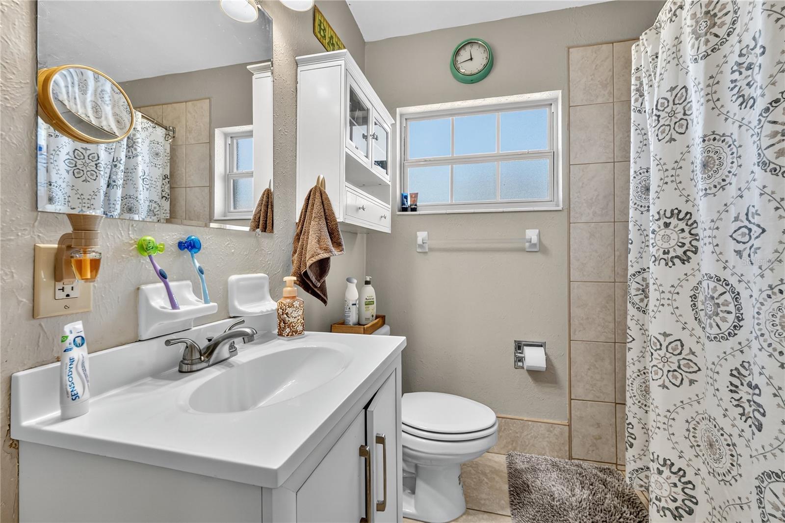 RICHLAND MANOR - Residential