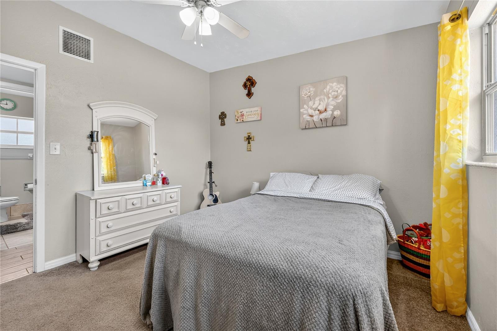 RICHLAND MANOR - Residential