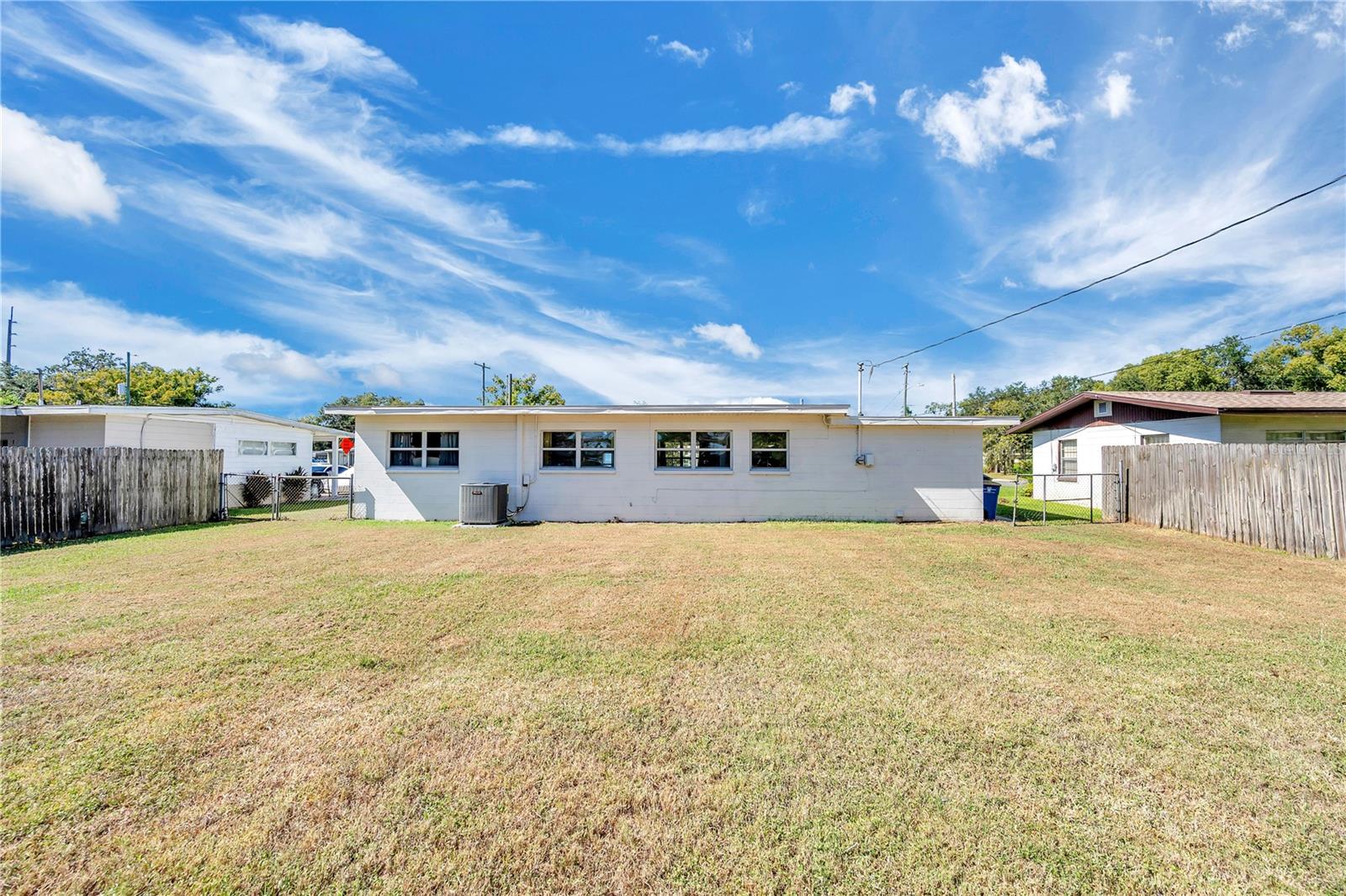 RICHLAND MANOR - Residential