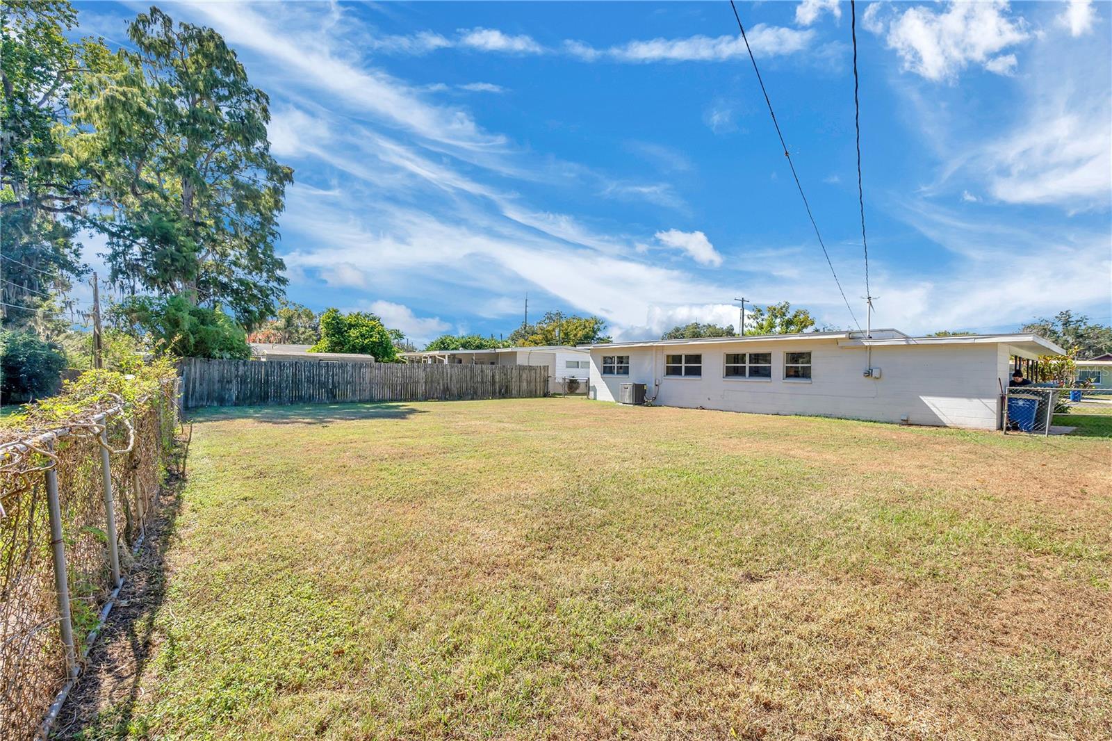 RICHLAND MANOR - Residential