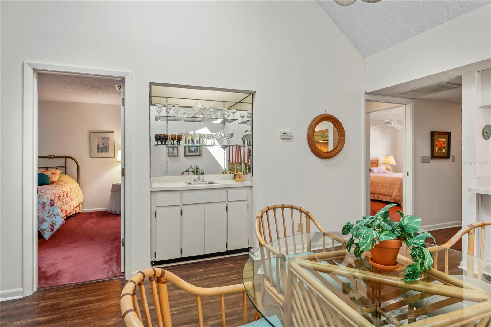 GOLF VIEW VILLAS CONDO 01 - Residential