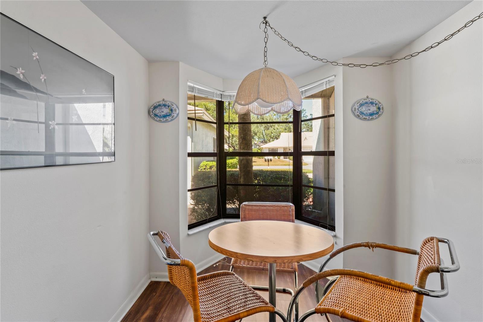 GOLF VIEW VILLAS CONDO 01 - Residential