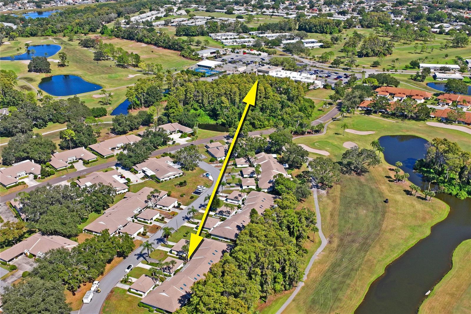 GOLF VIEW VILLAS CONDO 01 - Residential