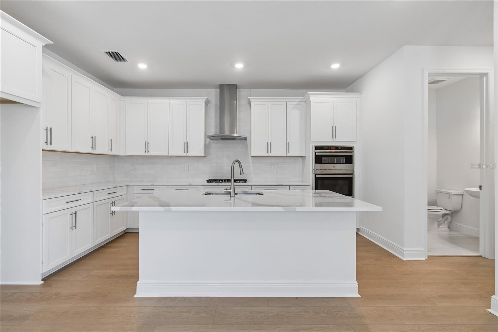 8115 SEAFLOWER PARKWAY