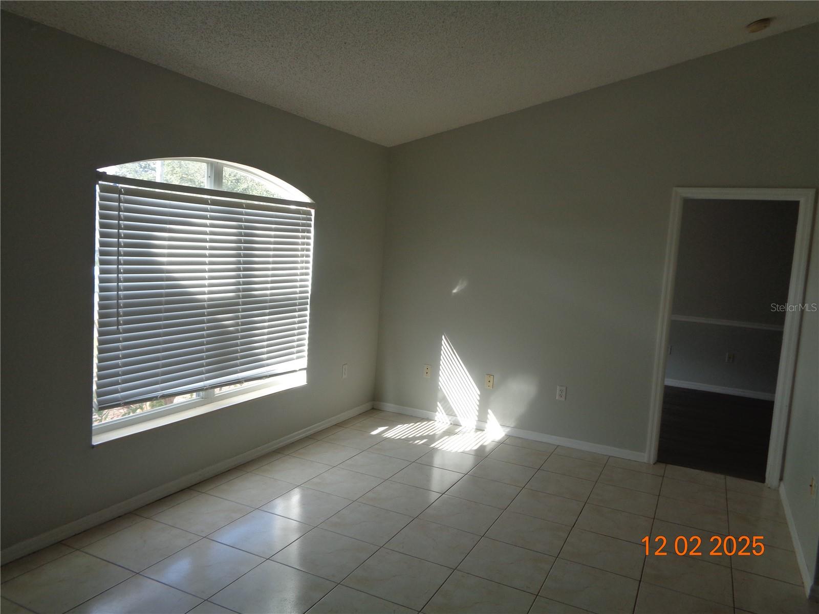 DELTONA LAKES UNIT 53 - Residential Lease
