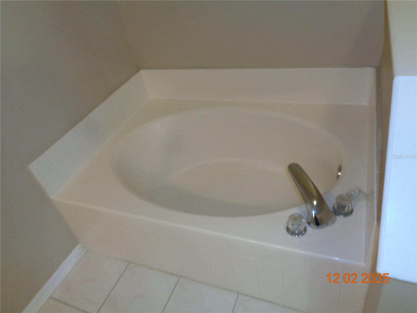 DELTONA LAKES UNIT 53 - Residential Lease