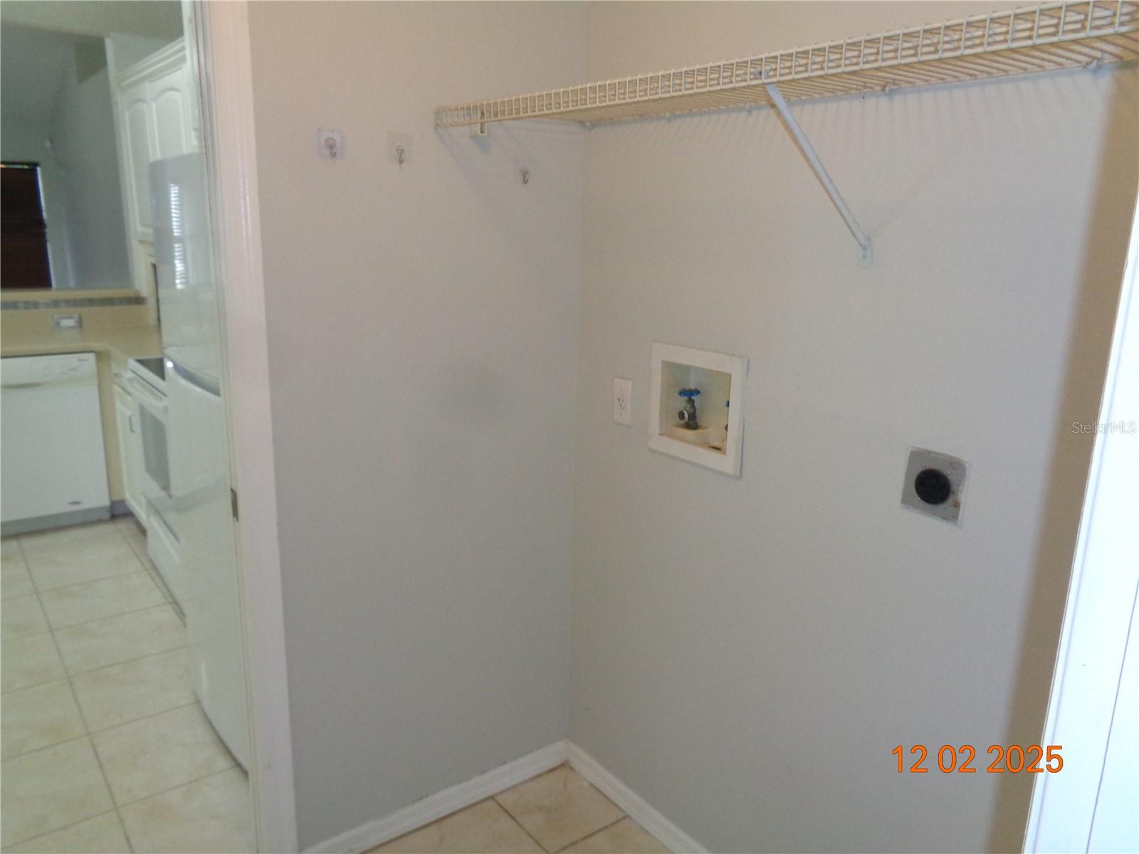 DELTONA LAKES UNIT 53 - Residential Lease