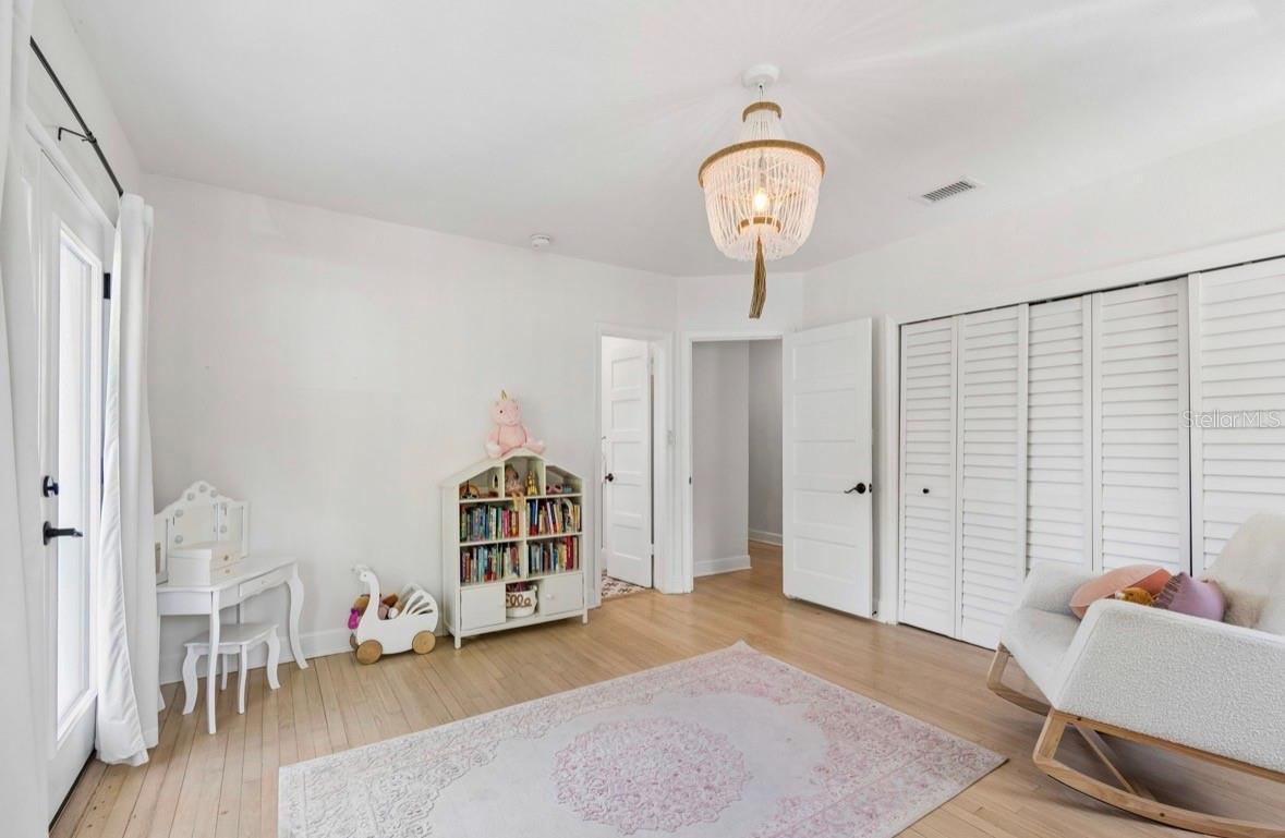 BARNARD ERASTUS A S REV SUB - Residential