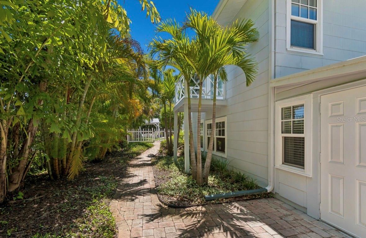 BARNARD ERASTUS A S REV SUB - Residential