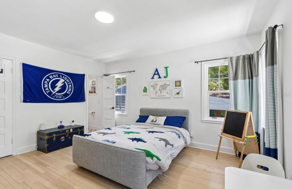 BARNARD ERASTUS A S REV SUB - Residential