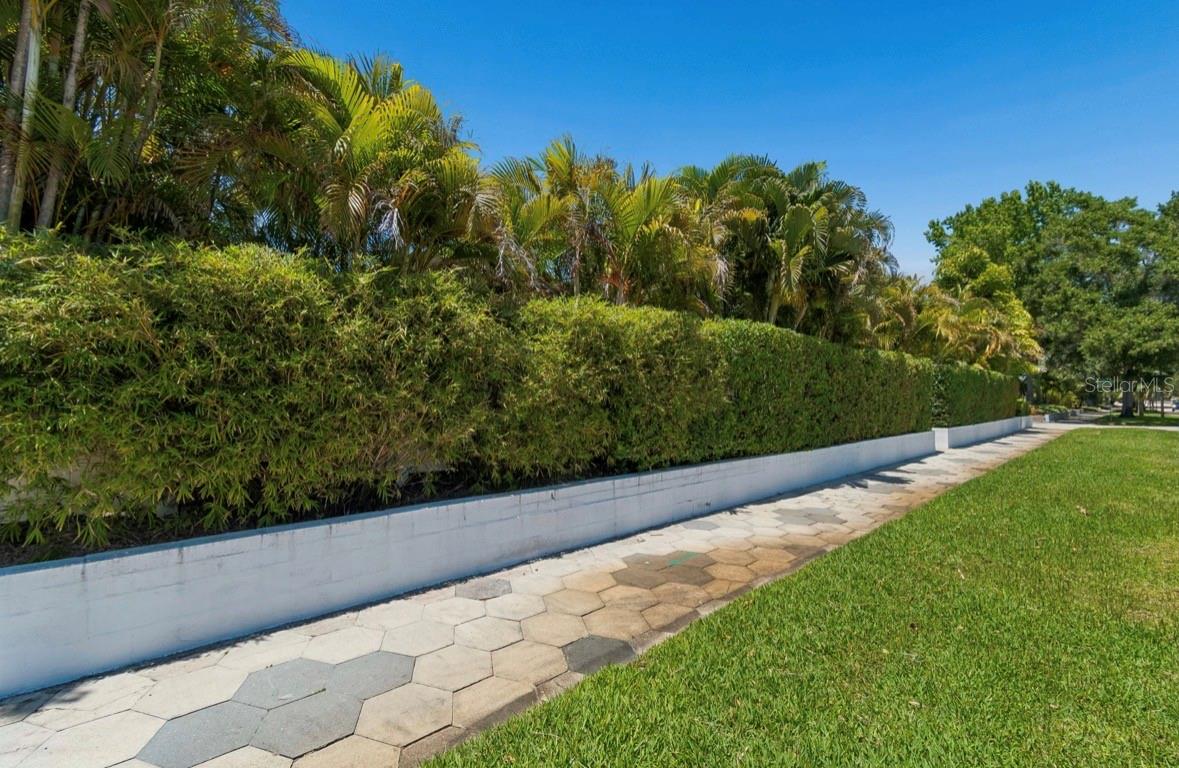 BARNARD ERASTUS A S REV SUB - Residential