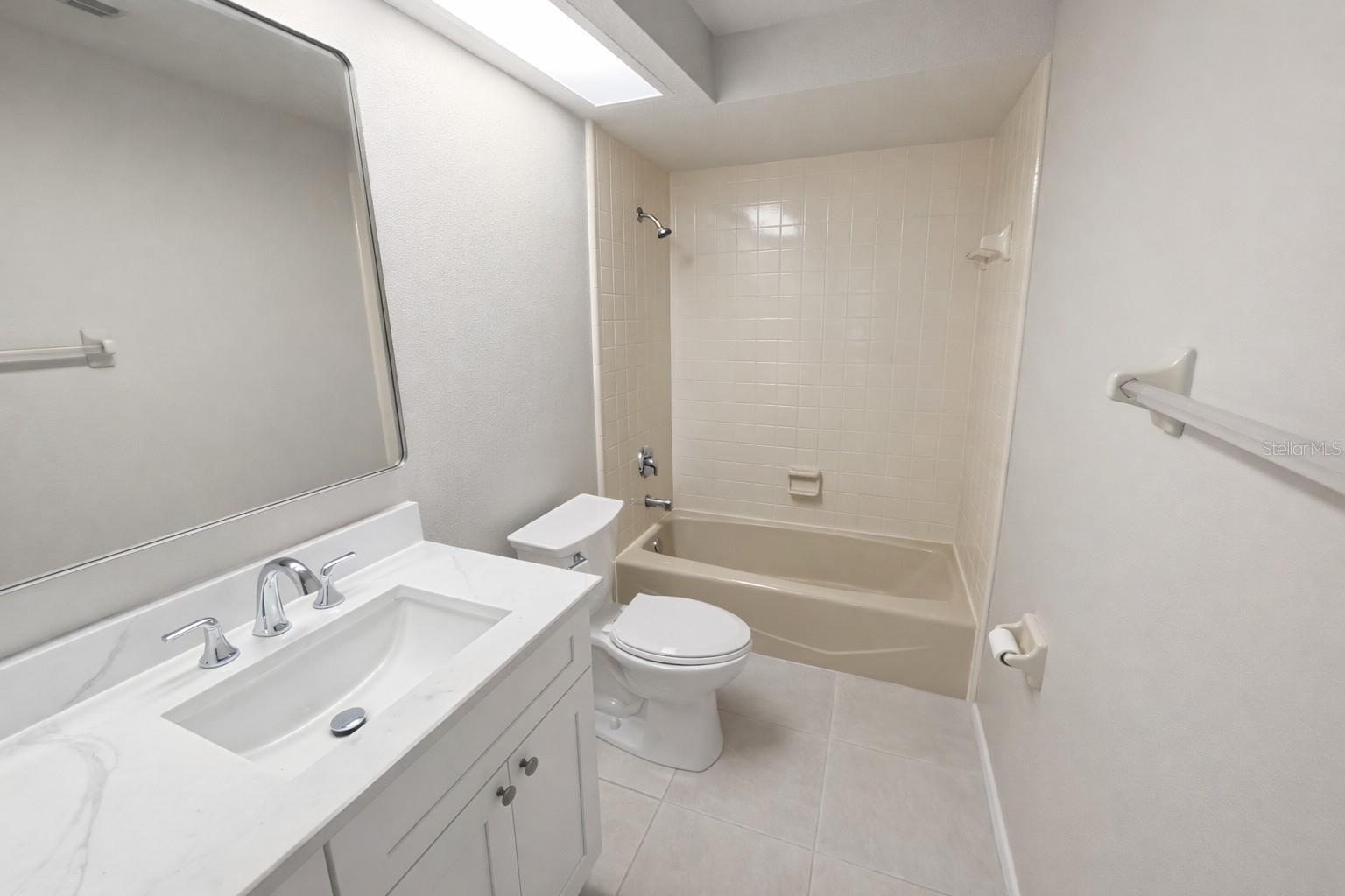 WYCHEWOOD SHORES - Residential Income