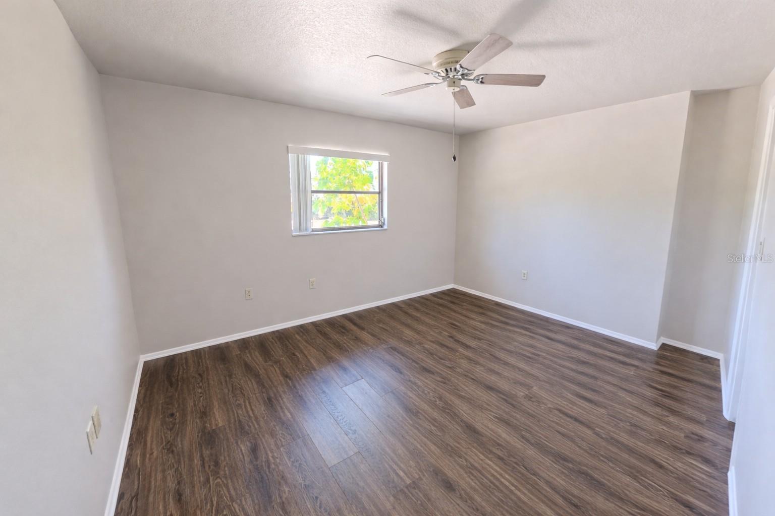 WYCHEWOOD SHORES - Residential Income