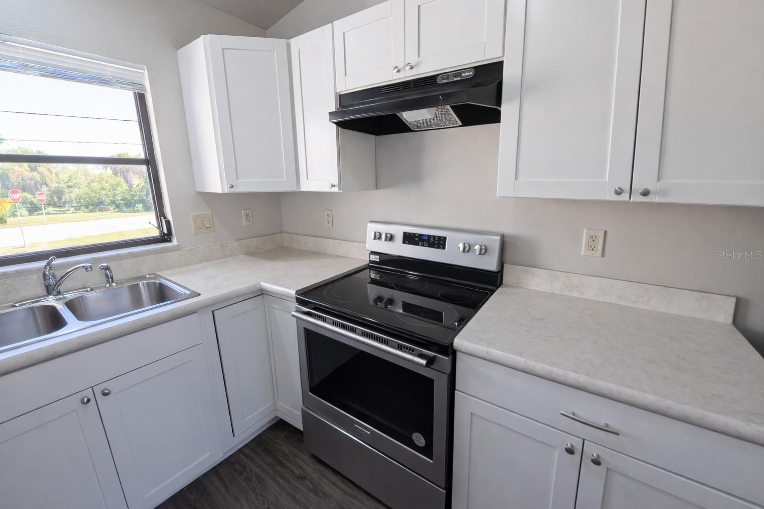 WYCHEWOOD SHORES - Residential Income