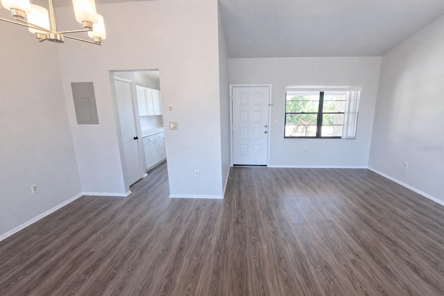 WYCHEWOOD SHORES - Residential Income