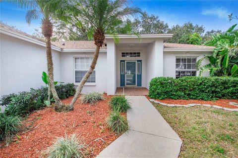 A home in WINTER HAVEN