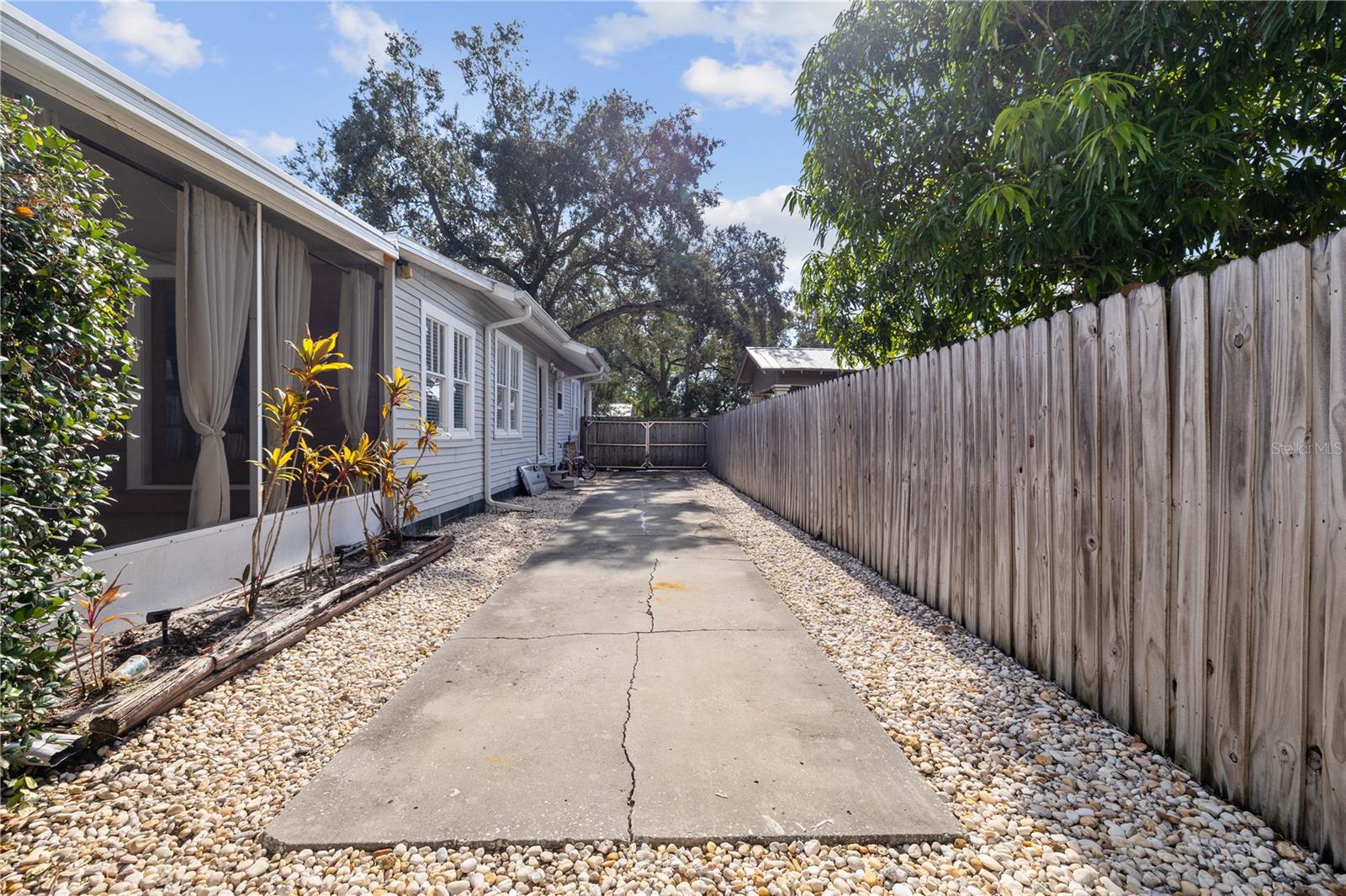 NORTH PARK ANNEX - Residential Lease