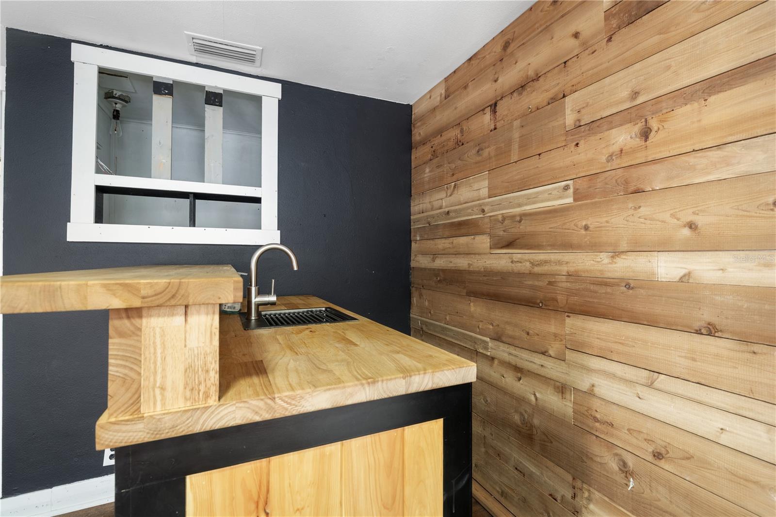 NORTH PARK ANNEX - Residential Lease