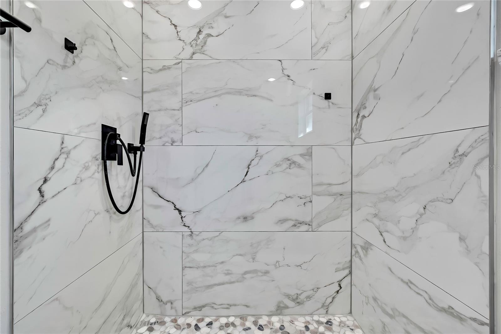 CITRUS SPGS UNIT 09 - Residential Lease