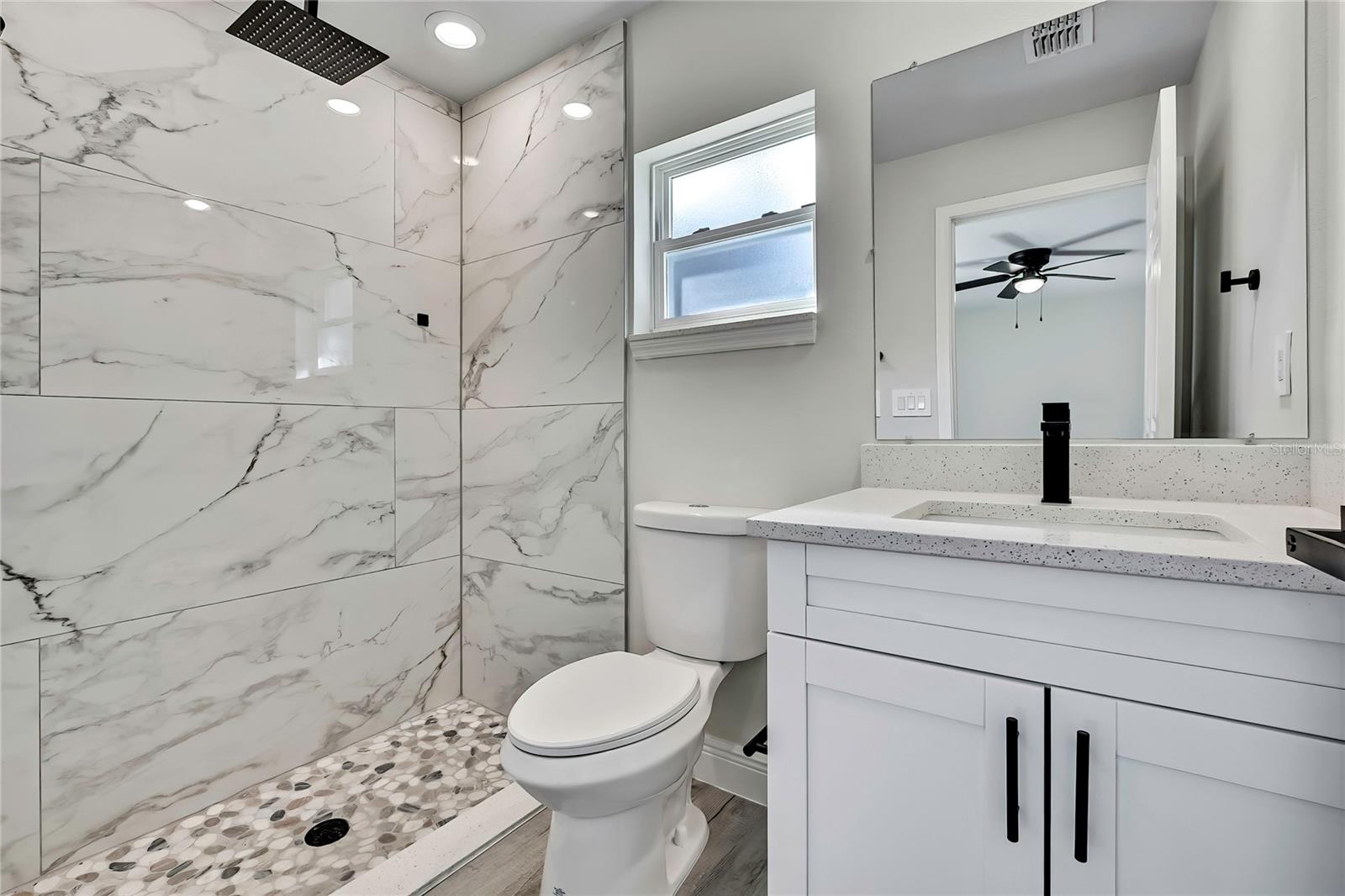 CITRUS SPGS UNIT 09 - Residential Lease