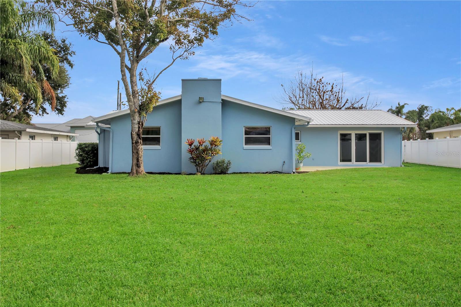 BUENA VISTA SHORES - Residential