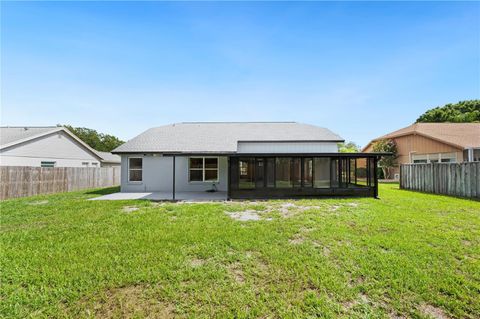 A home in RIVERVIEW